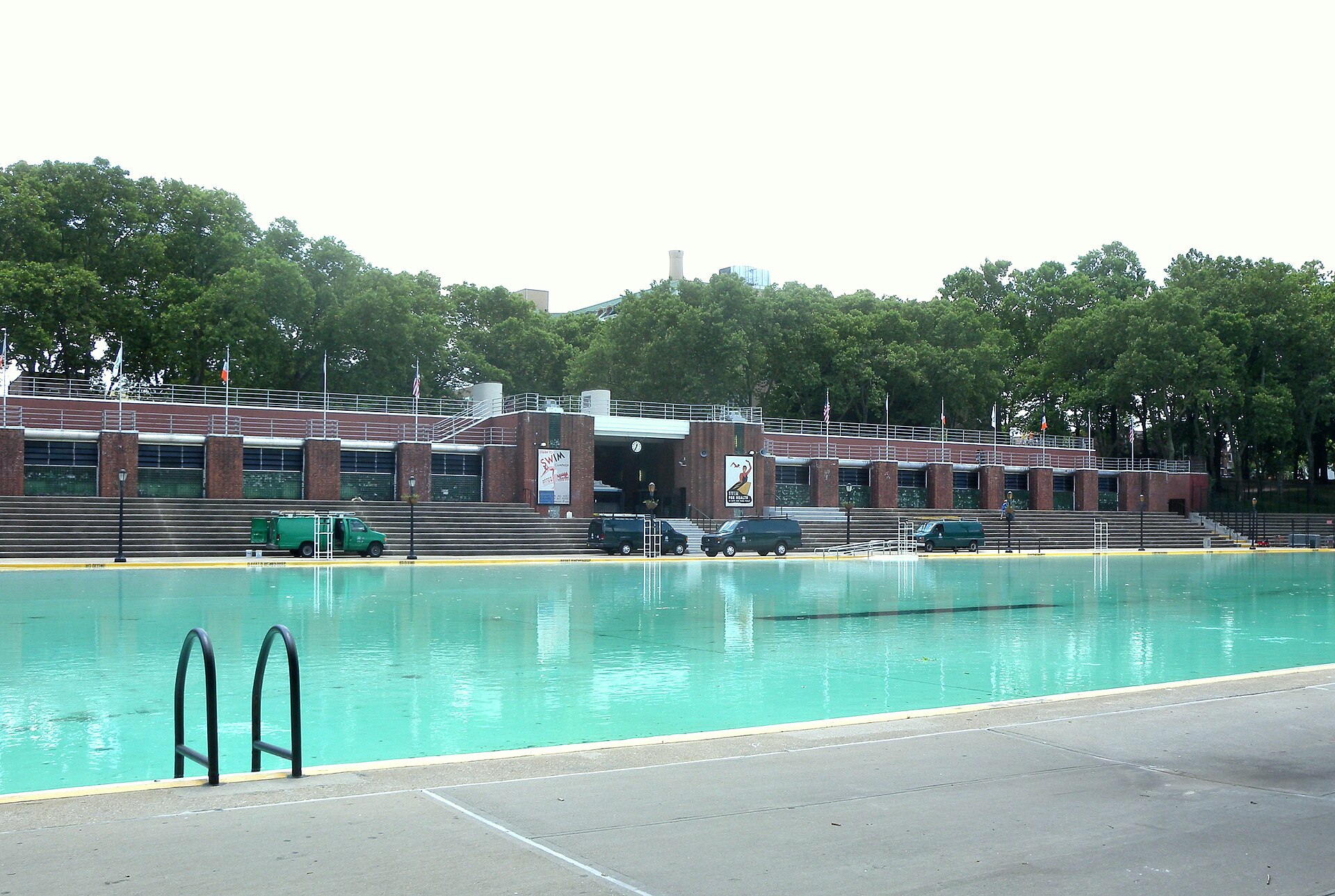 Astoria Pool and its bathhouse building in Astoria Park, Queens